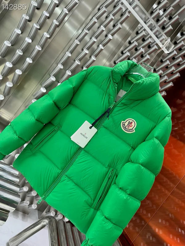 Moncler sz1-5 26yr210 (5)